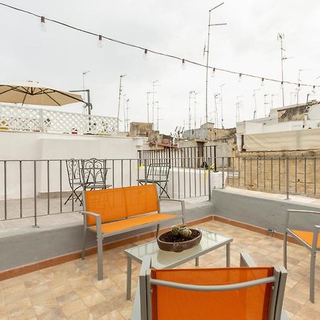 Just Here Apartments - Lascia Fare A Dio Бари Экстерьер фото
