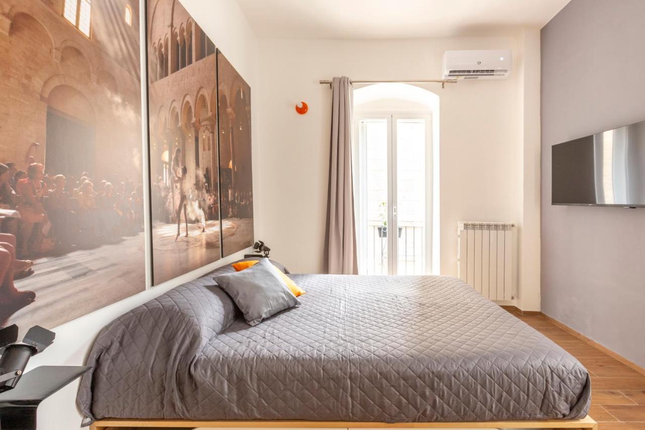 Just Here Apartments - Lascia Fare A Dio Бари Экстерьер фото